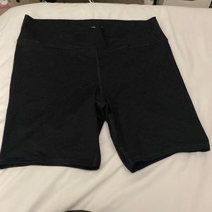 fabletics powerhold bike shorts